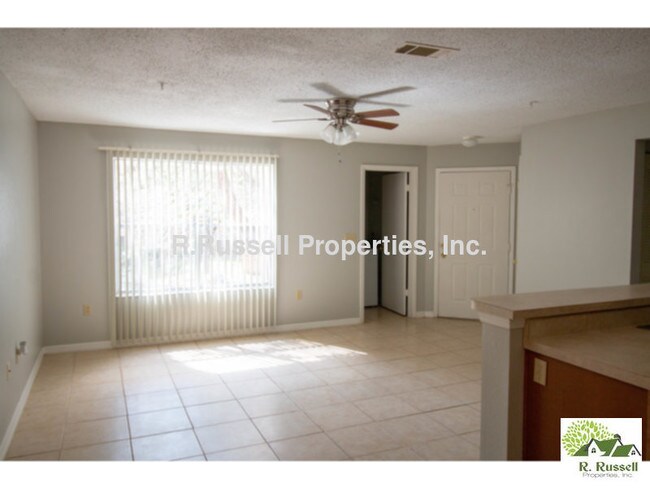 Foto del edificio - 951 Salt Pond Pl
