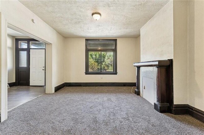 Building Photo - Pittsburgh Section 8 Housing Available NOW