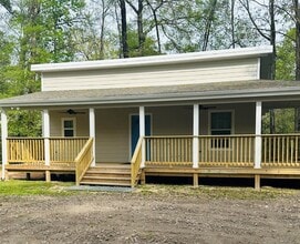 Building Photo - 27835 Country Colony Dr