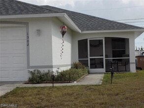 Building Photo - 1302 NE 16th Terrace