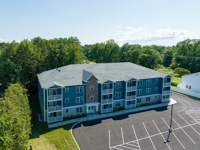 Photo - 1 bed, 1 bath independent senior living (55+ years of age) heat, hot water, & electricity include... Apartment