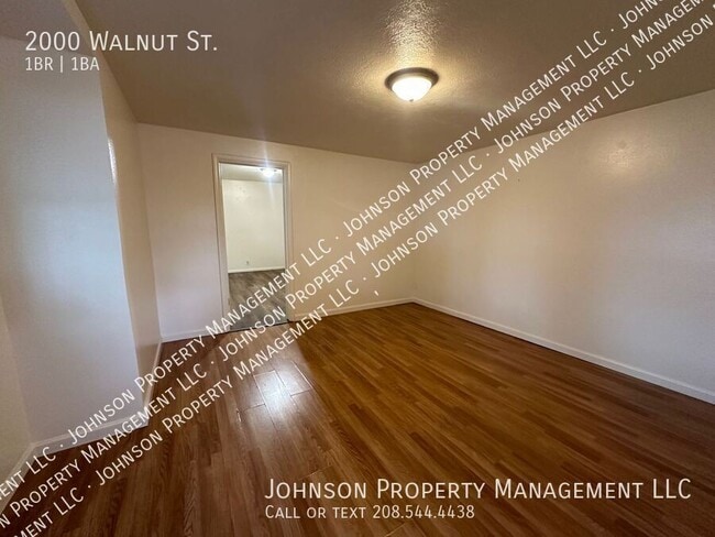 Building Photo - 2000 Walnut St