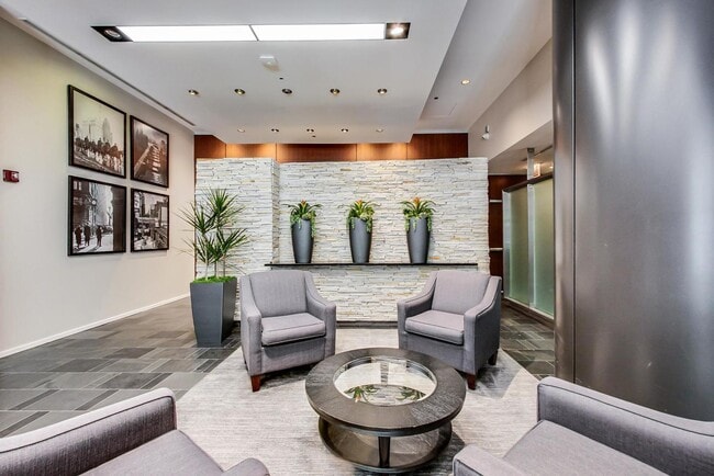 Foto del edificio - 520 S State St