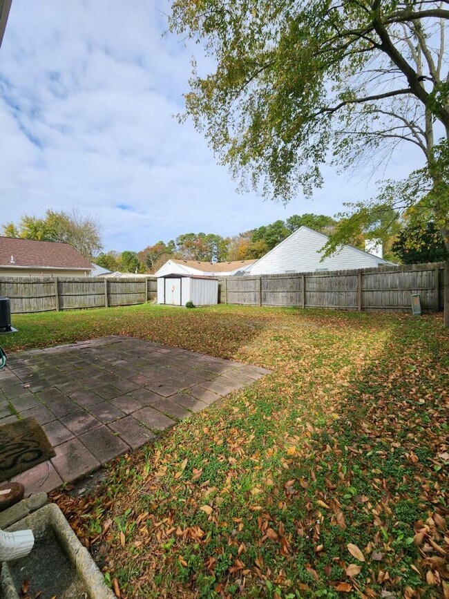 Building Photo - 3404 Faraday Ln