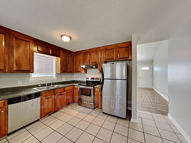 1017 Forest Glen Dr photo'