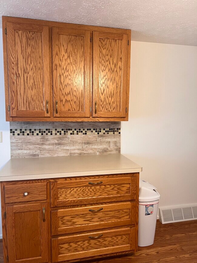 Kitchen - 118 W Olive St