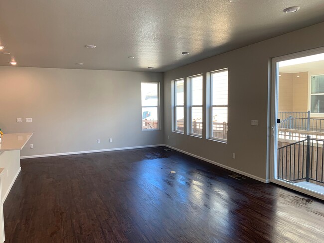 Building Photo - 7164 Bedlam Dr