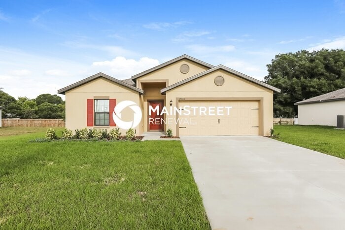 Foto principal - 5 Bedroom Pet-Friendly Home in Leesburg, F...