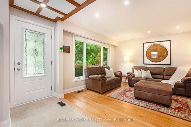 Photo du bâtiment - 607 Shelley Ave