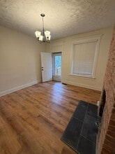 Building Photo - 441 E Whittier St