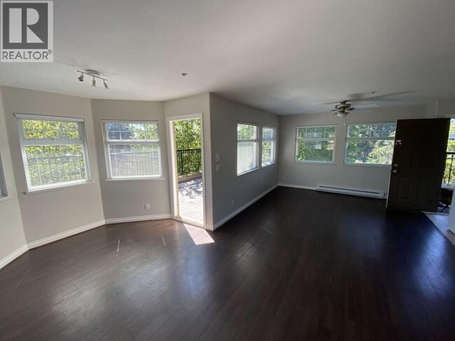 Building Photo - 12465 Harris Rd