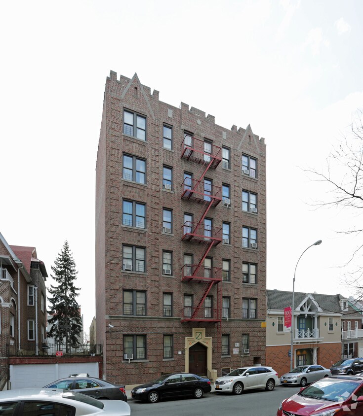 Primary Photo - 3318 Steuben