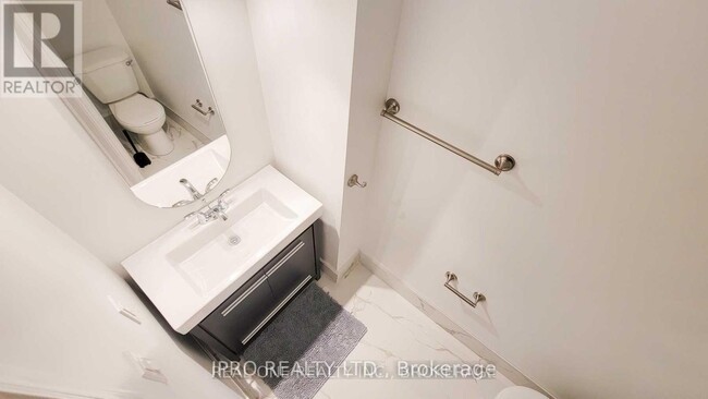 Building Photo - 5660 Turney Dr
