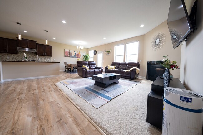Foto del edificio - 20571 Granville Ln