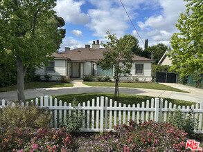 Building Photo - 23017 Sylvan St