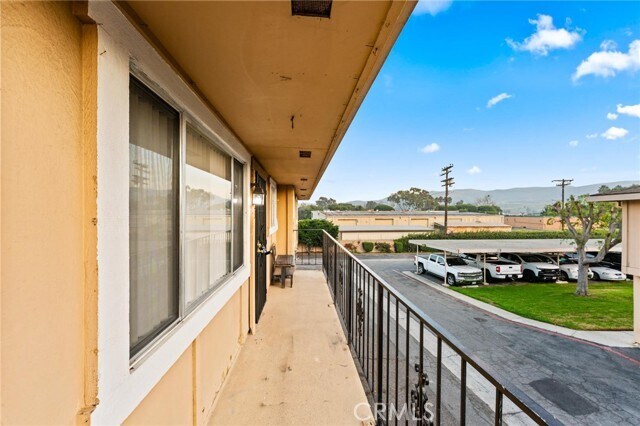 Foto del edificio - 32128 Paseo Carolina