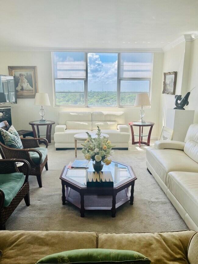 Foto del edificio - 2800 N Flagler Dr