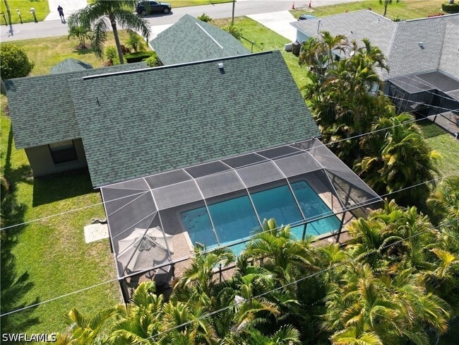 Foto del edificio - 3749 SW 1st Pl