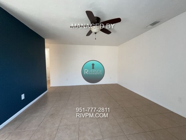Building Photo - CHARMING 2-BEDROOM CONDO FOR RENT IN RIVER...
