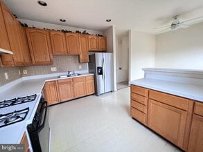 Building Photo - 13205 Fox Ripple Ln