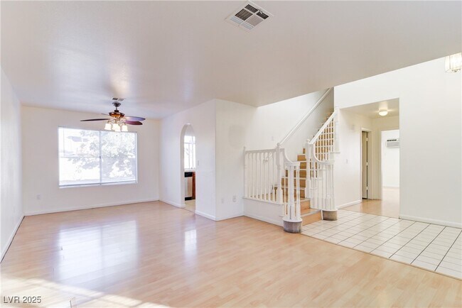 Foto del edificio - 2616 Island Brook Dr
