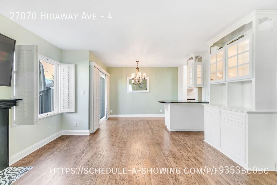 Primary Photo - Beautiful 2 Bed + 1.5 Bath Townhome + Pati...