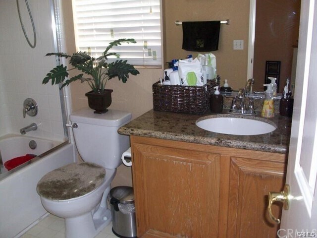 Building Photo - 11 Iroquois Ct