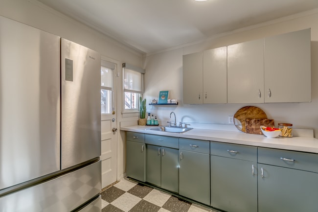 Building Photo - Urban Living in our Kessler Park Apartment Homes