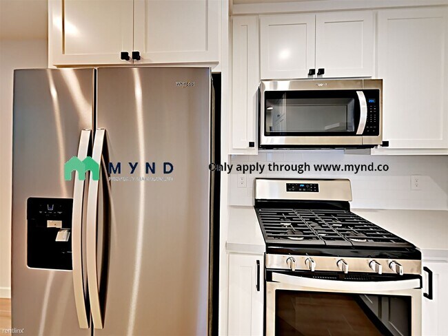 Building Photo - 2 br, 1 bath  - 2552 27th St Apt 3 3