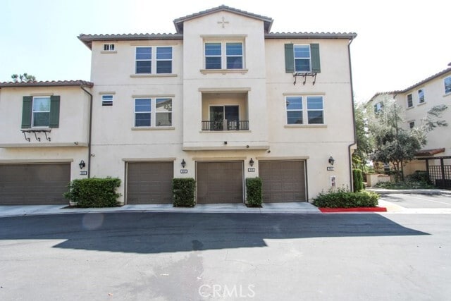 Building Photo - 941 S Bluff Rd