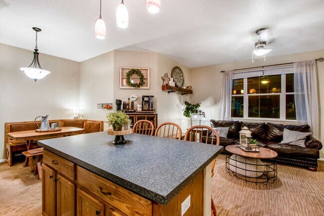 Foto del edificio - 2155 Grays Peak Dr