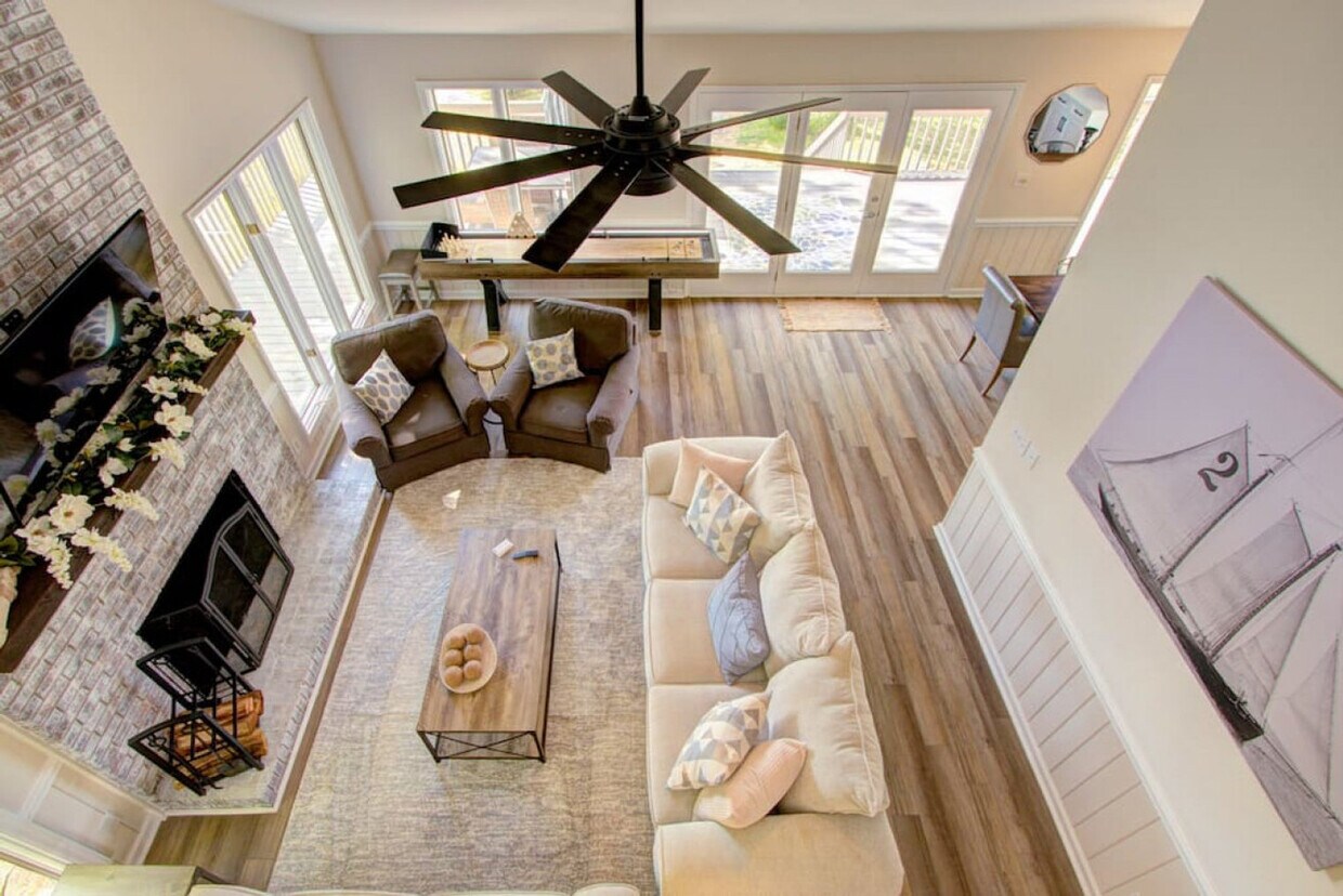 Foto principal - 16920 Landover Rd