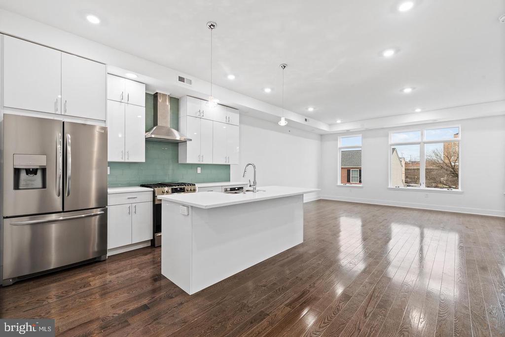 Foto principal - 1335 N Franklin St