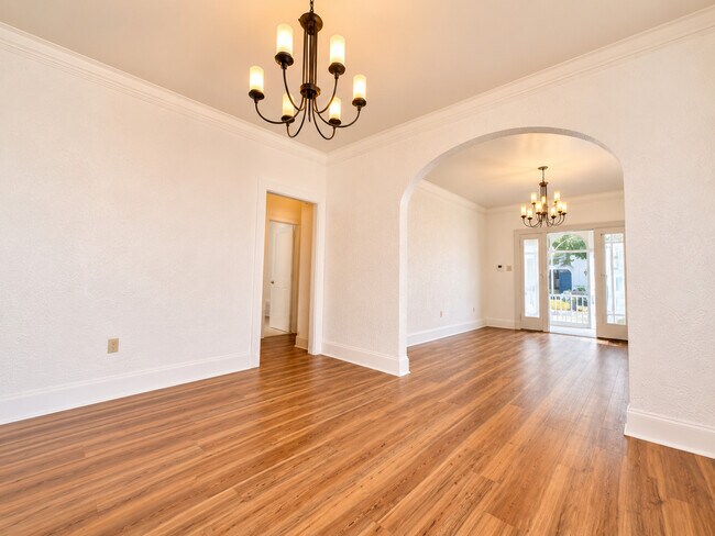 Foto del edificio - 3535 Louisiana Ave Pkwy