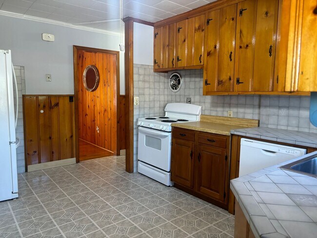 Foto del edificio - 2 Bedroom Apt for Rent!!