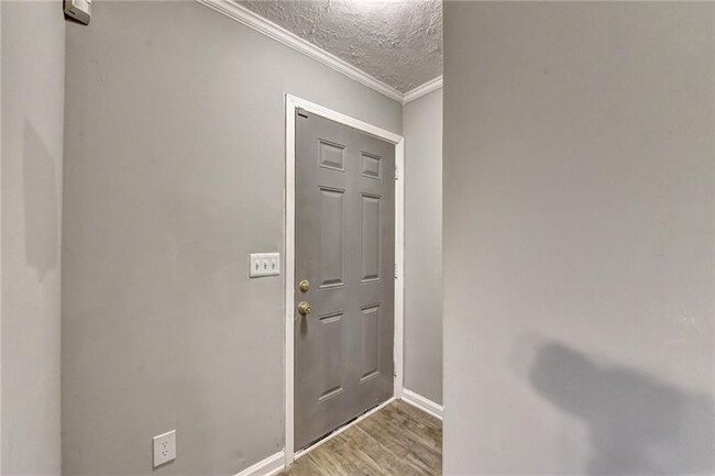 Building Photo - 973 Park Gate Pl