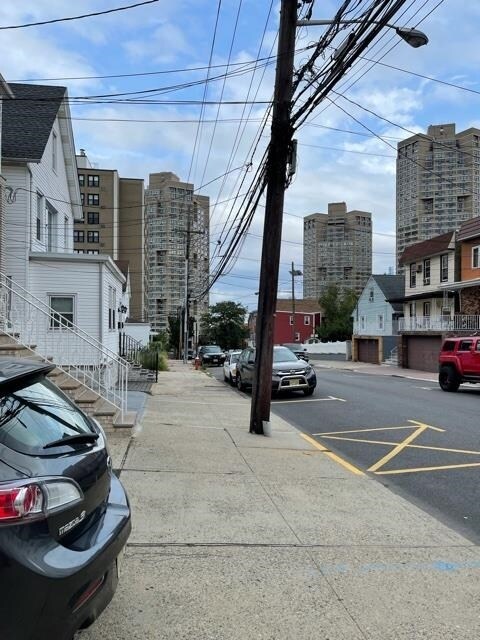 Foto del edificio - 64 70th St