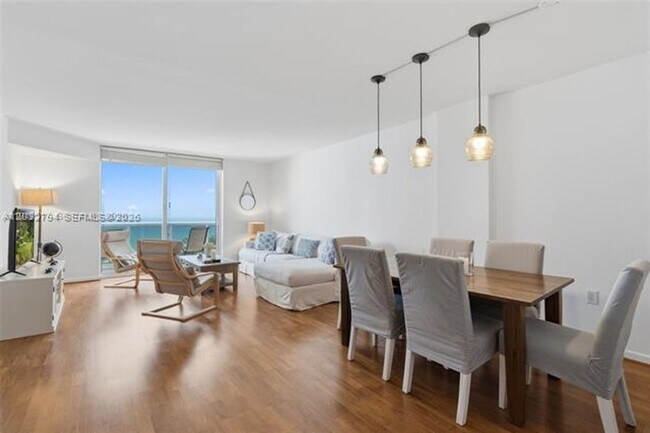 Foto del edificio - 10275 Collins Ave