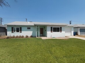 Building Photo - 1806 Hamilton Ave