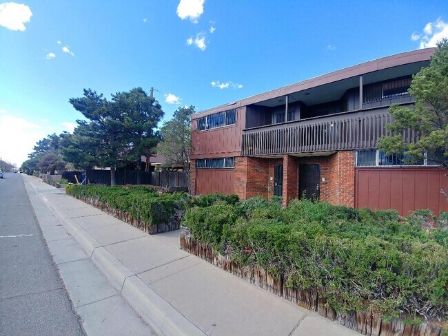 Foto del edificio - 202 Quincy St NE