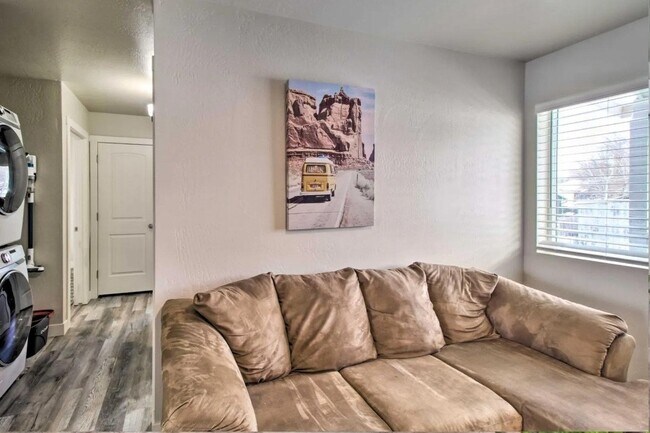 Foto del edificio - 1110 W Woodland Lake Rd