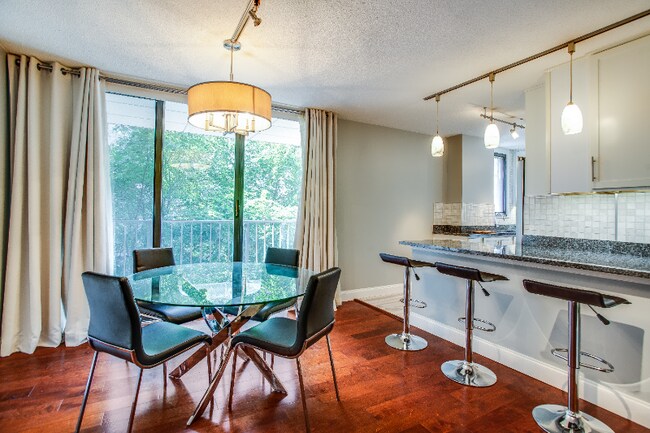 Foto del edificio - 2201 New Hampshire Ave NW