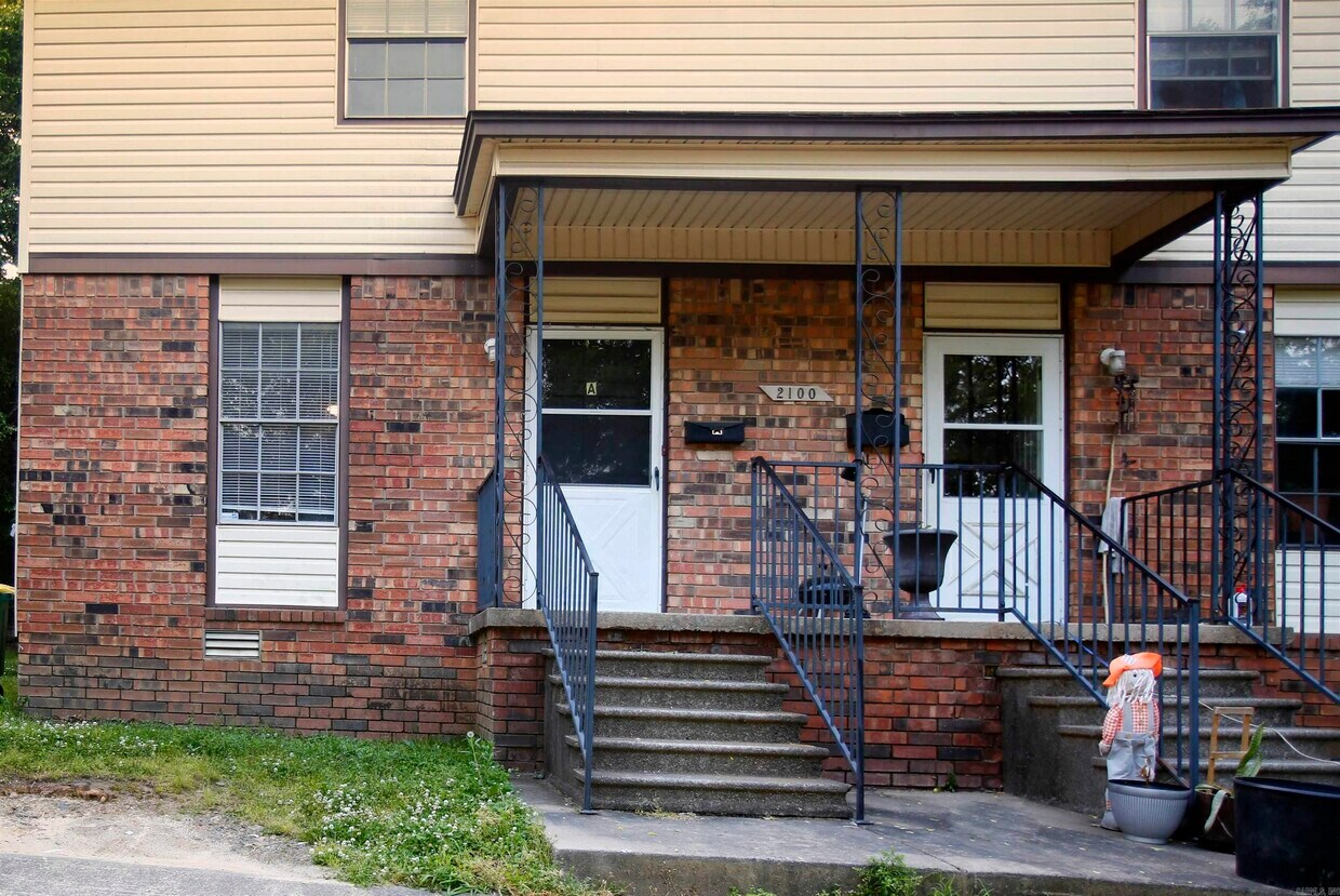 Foto principal - 2100 Virginia Dr