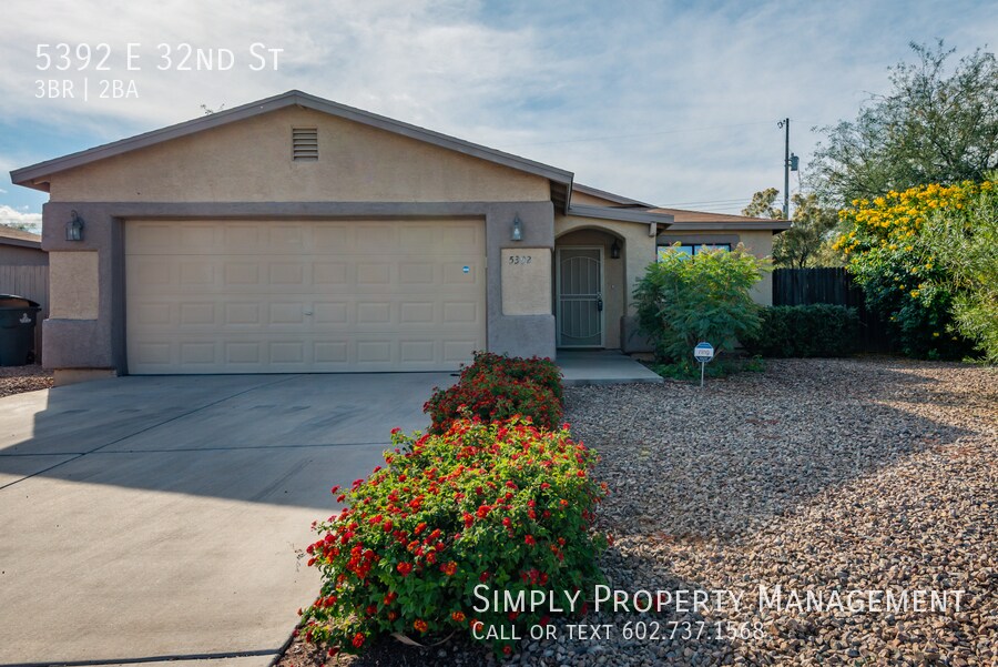 Primary Photo - 3 Bedroom 2 bath home!