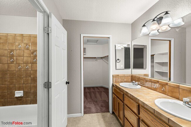 Foto del edificio - 1301 Winford St