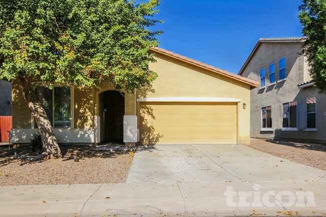 Building Photo - 7224 W Jones Ave