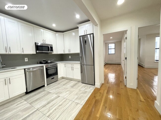 Building Photo - 100 W 138th St