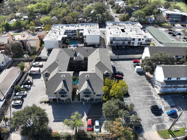 Exterior 3D - Azulina Gardens