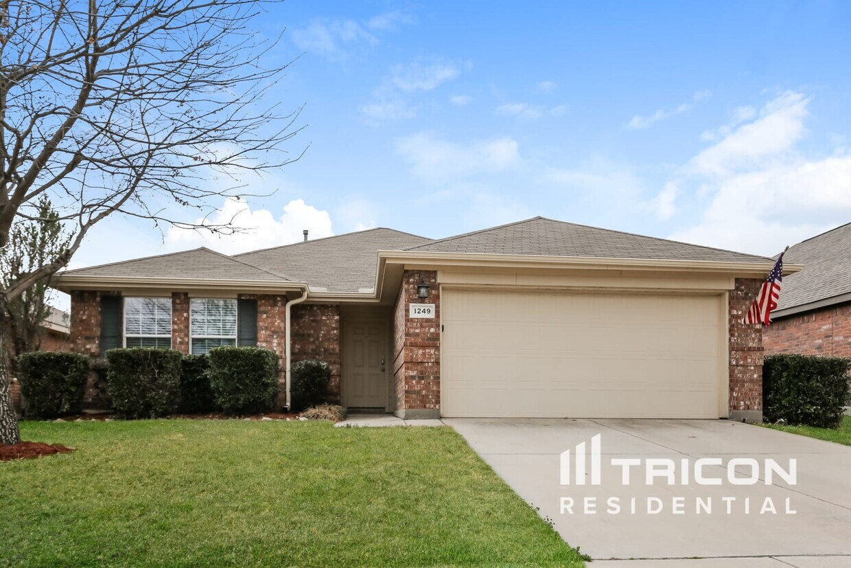 Foto principal - 1249 Artesia Dr