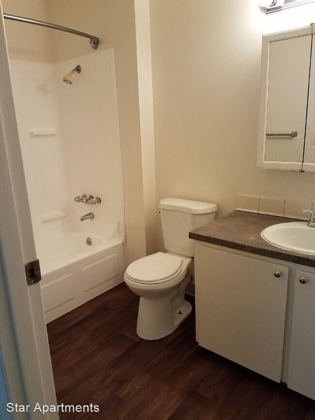 Foto del edificio - 815 SE 223rd Ave